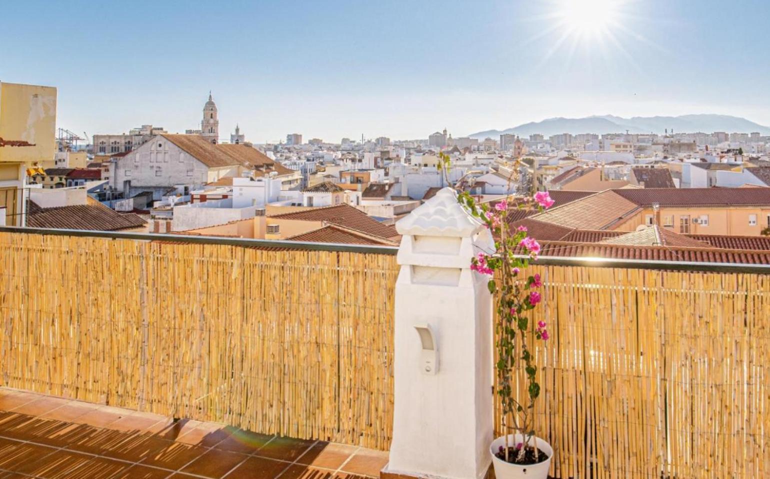 Apartamento Centrico La Merced - Free Parking & Free Gym Malaga Exterior photo