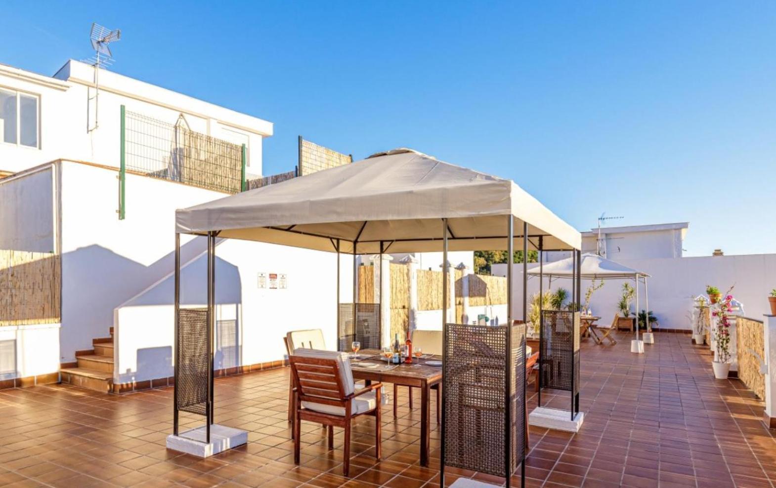 Apartamento Centrico La Merced - Free Parking & Free Gym Malaga Exterior photo