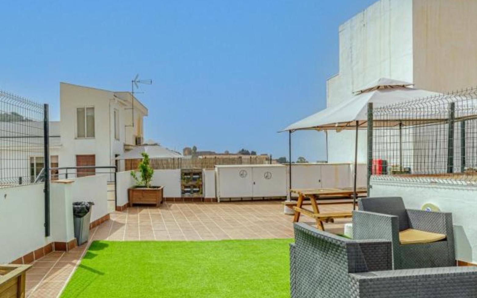 Apartamento Centrico La Merced - Free Parking & Free Gym Malaga Exterior photo